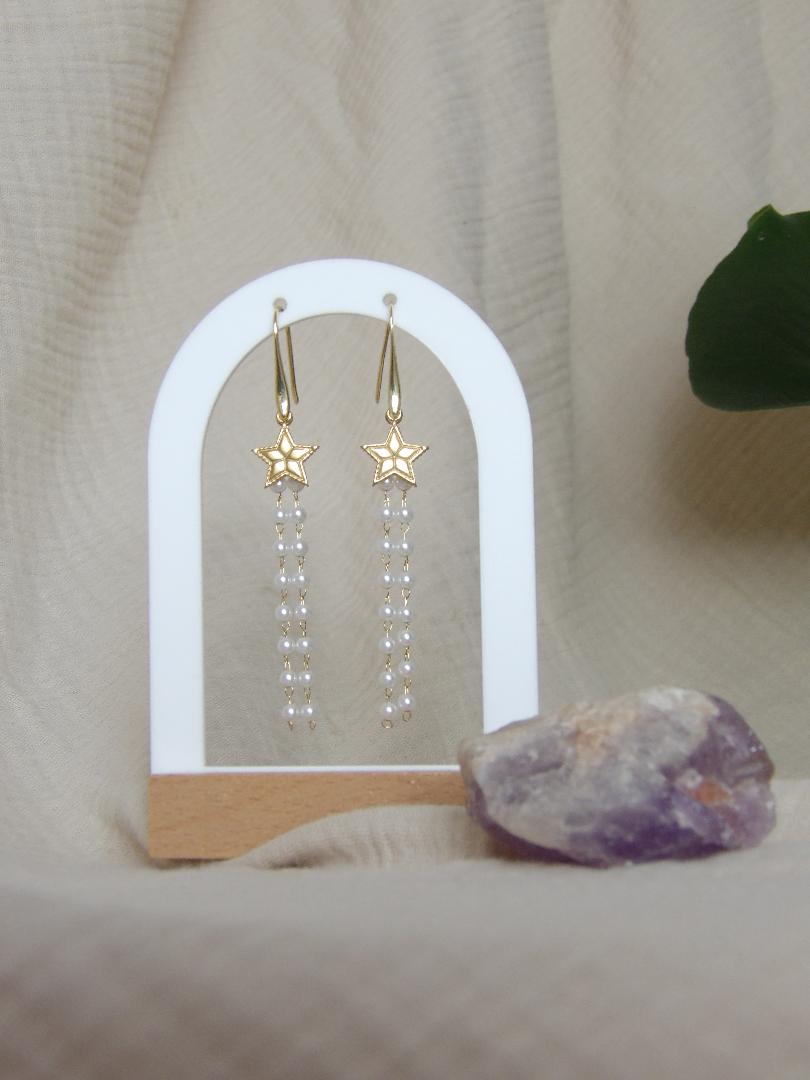 Boucles d'oreilles Stella chaîne nacre étoile fait main